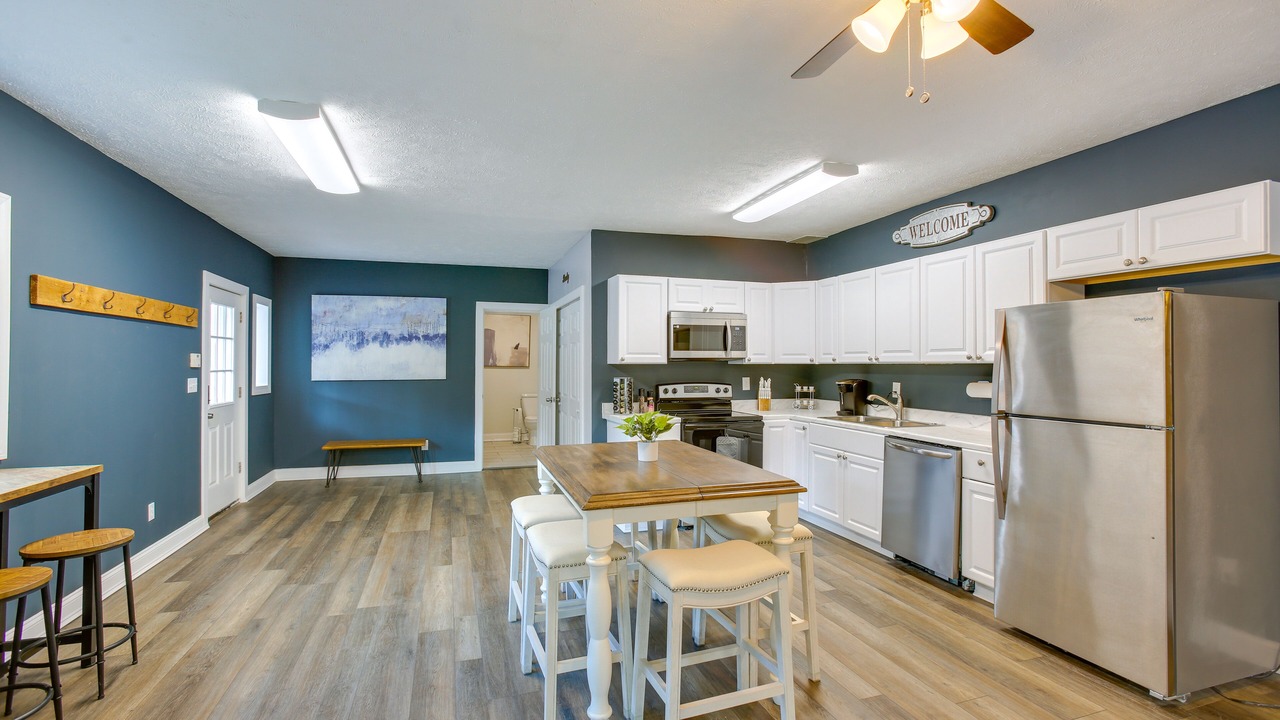 Photo of Livingroom in Cadillac