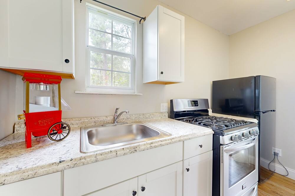 Photo of Kitchen in Grogan's Mill