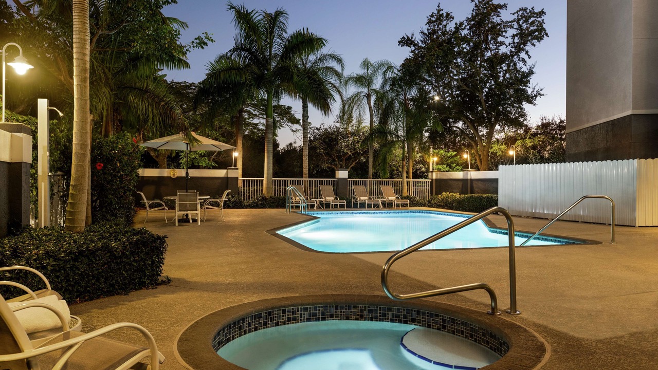 Photo of Outdoor in Pembroke Pines