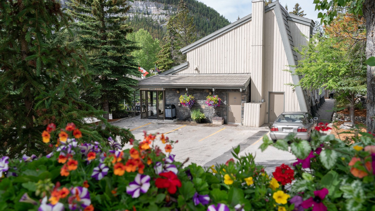 Photo of Outdoor in Banff