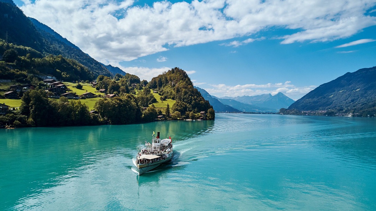 Photo of Others in Central Interlaken