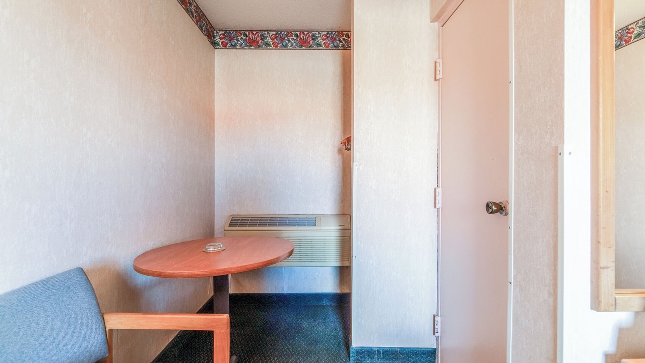 Photo of Bedroom in Mountain View