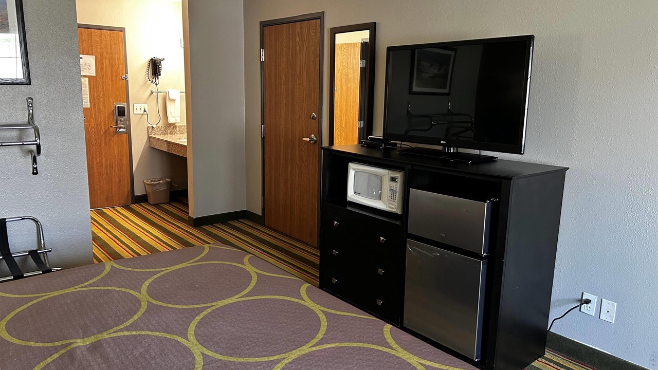 Photo of Bedroom in Mound City