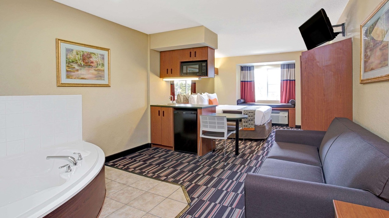 Photo of Bedroom in Bushnell