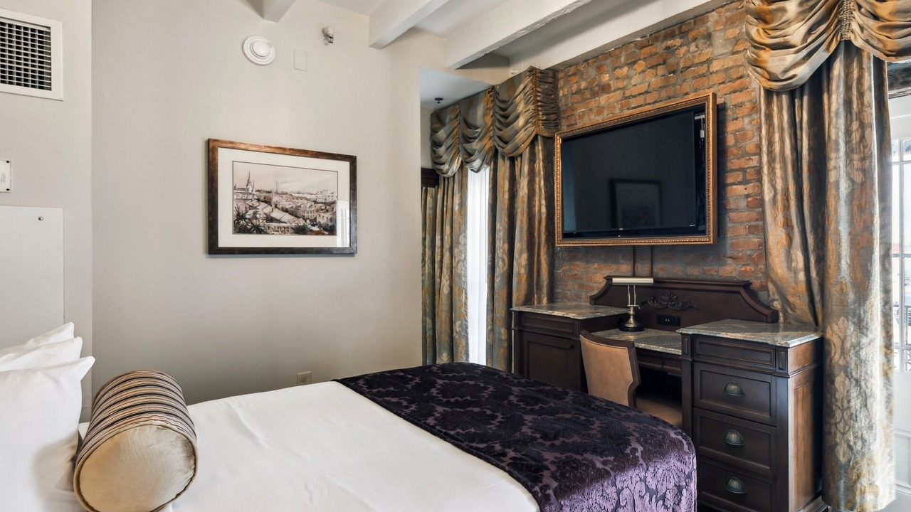 Photo of Bedroom in French Quarter