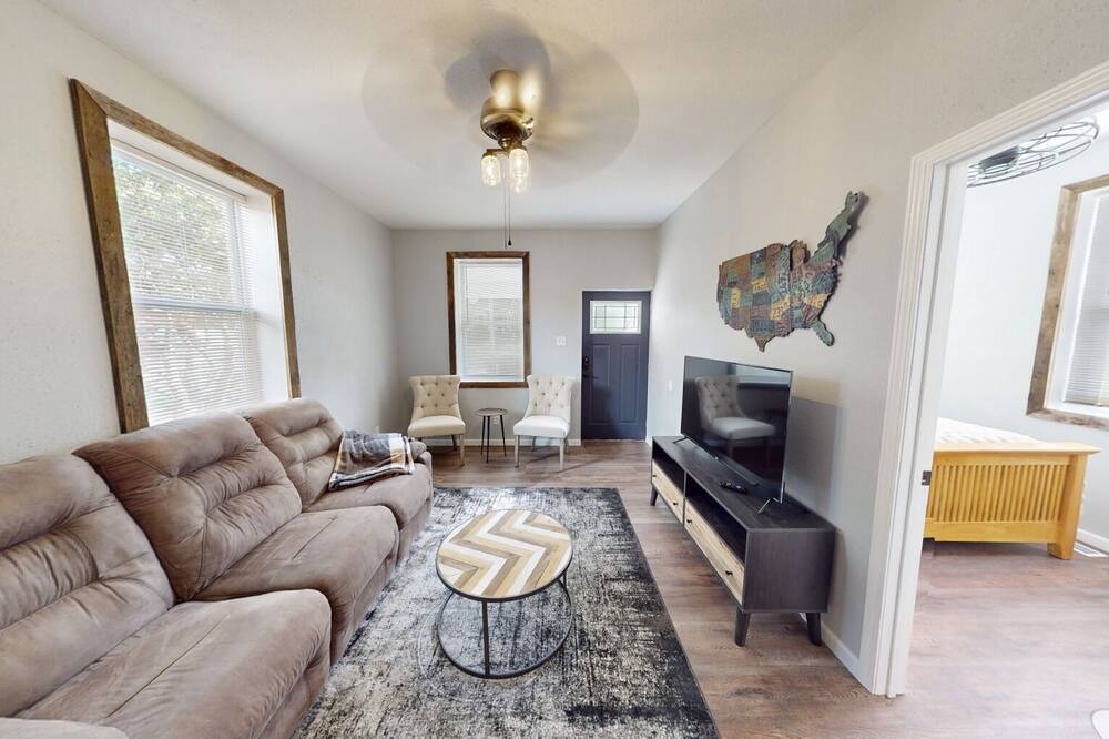Photo of Livingroom in Waterloo