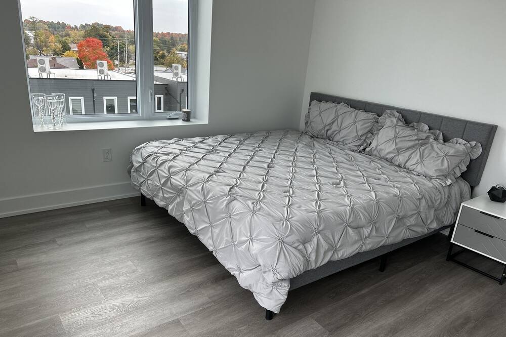 Photo of Bedroom in Fenelon Falls