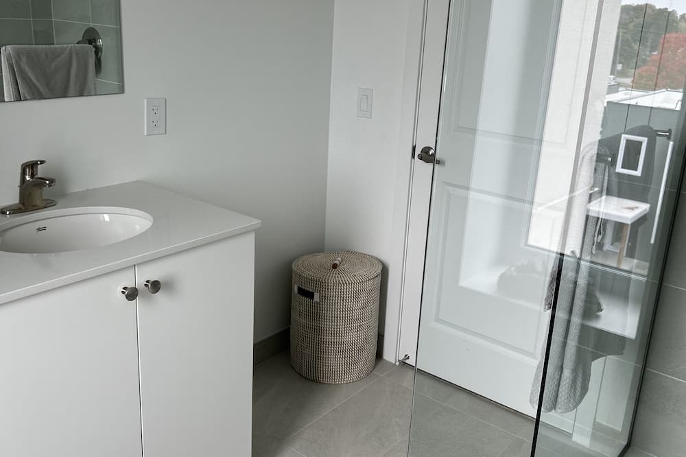 Photo of Bathroom in Fenelon Falls