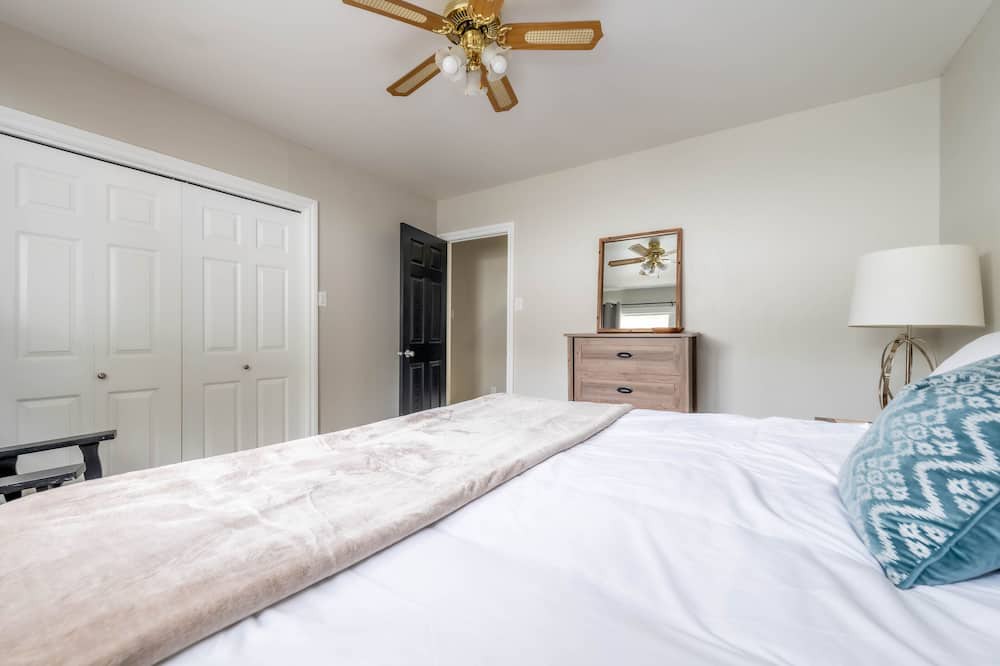 Photo of Bedroom in Moose Jaw