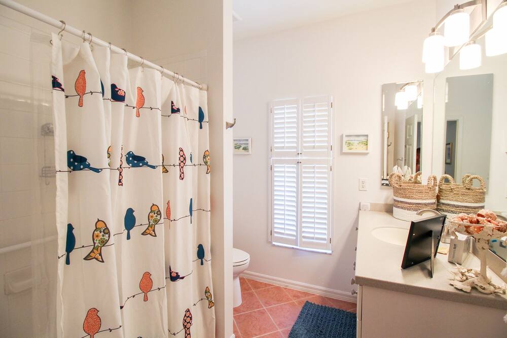 Photo of Bathroom in The Dunes