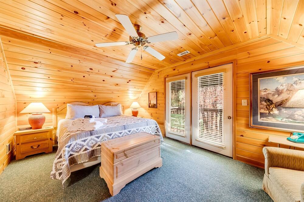 Photo of Bedroom in Sautee Nacoochee