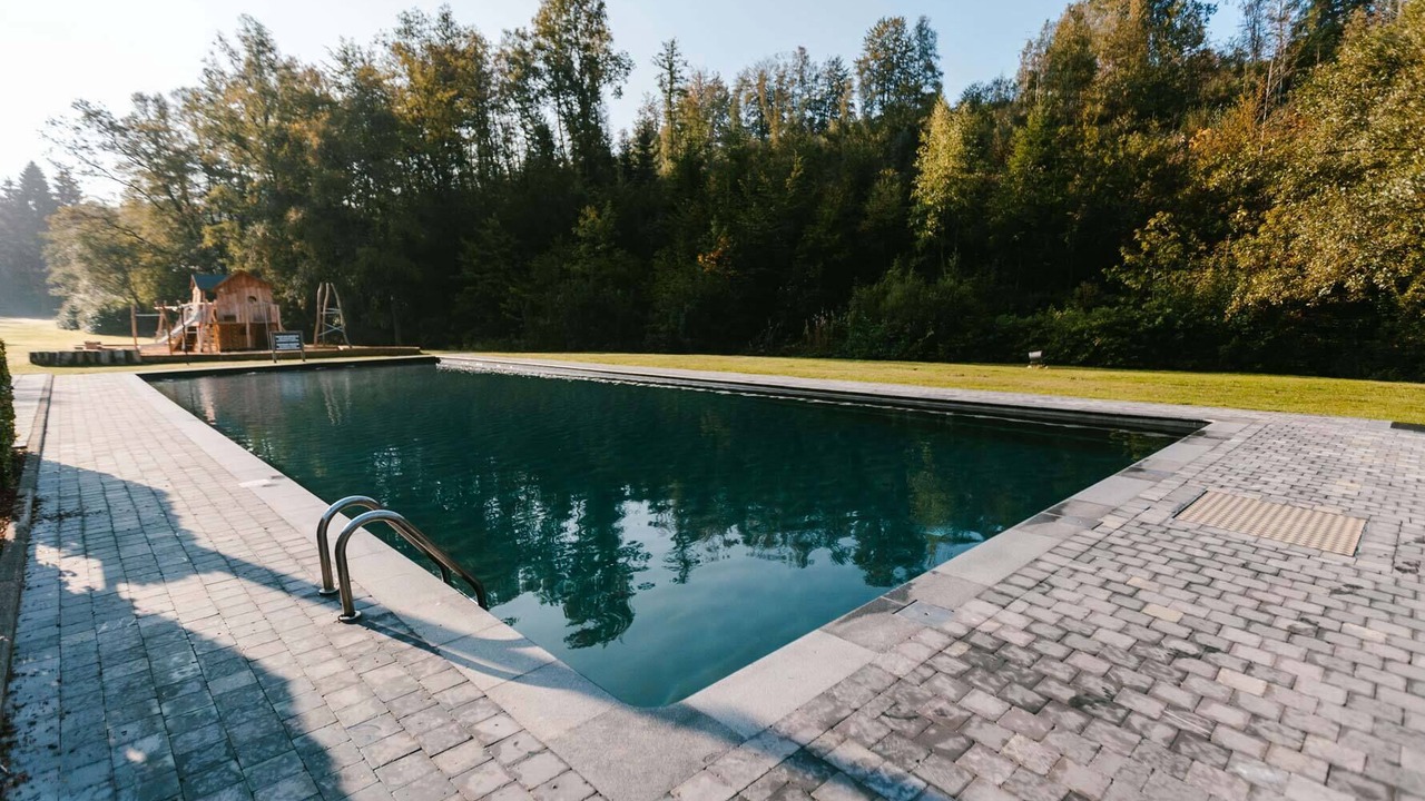 Photo of Outdoor in Chodes