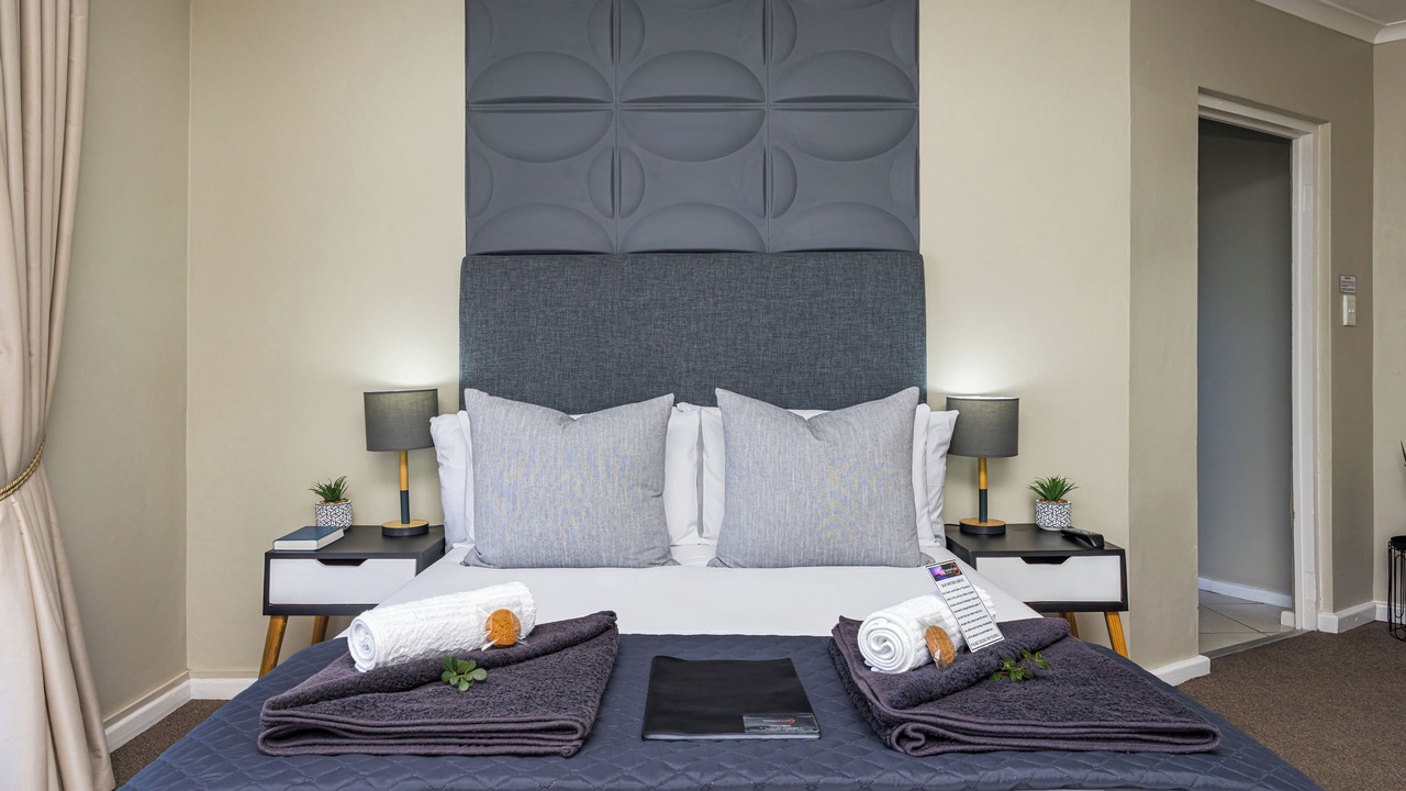 Photo of Bedroom in Plattekloof