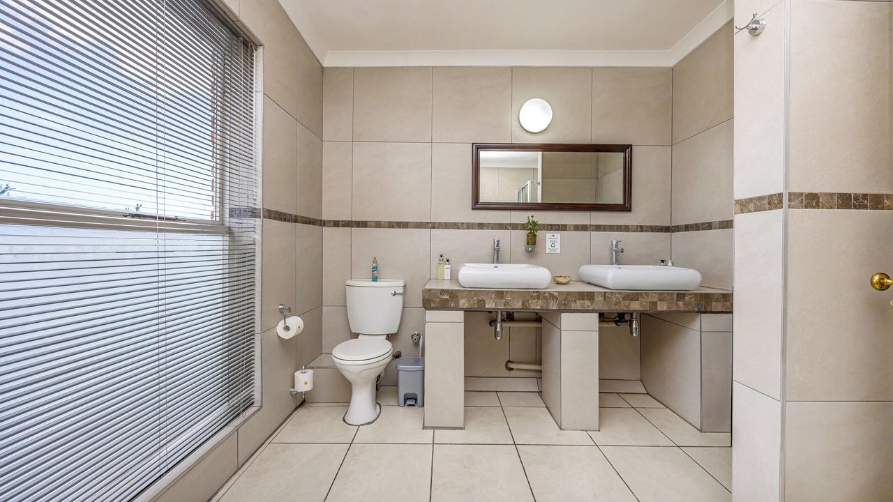Photo of Bathroom in Plattekloof