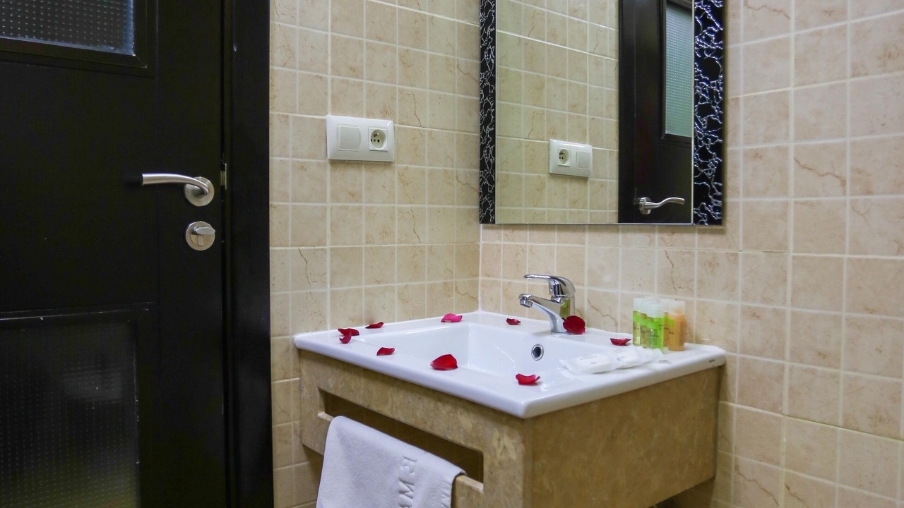 Photo of Bathroom in Miramar