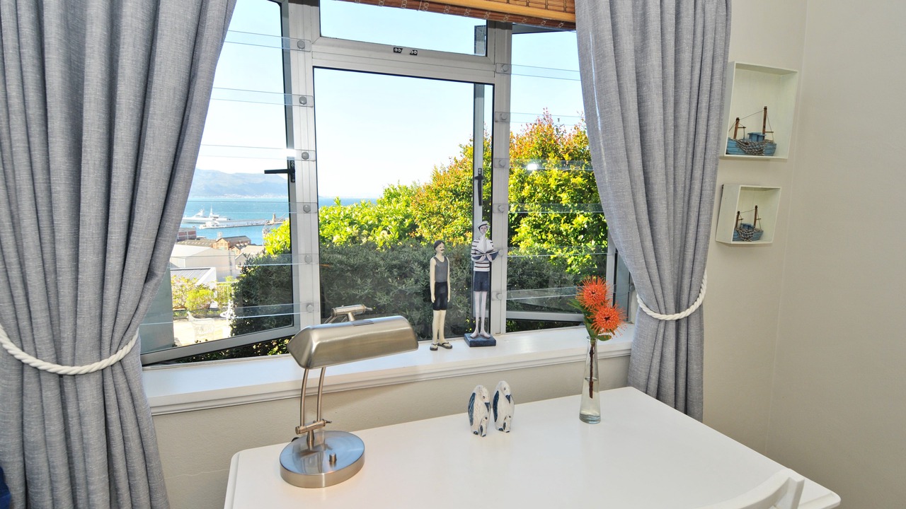 Photo of Bedroom in Simon's Town