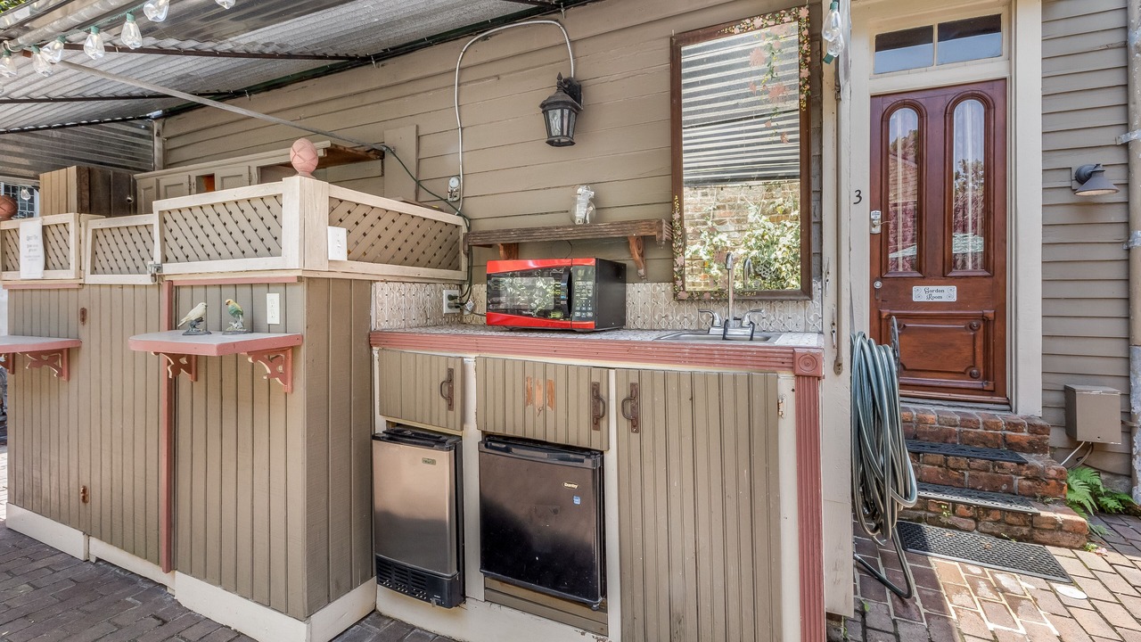 Photo of Patio Balcony in French Quarter
