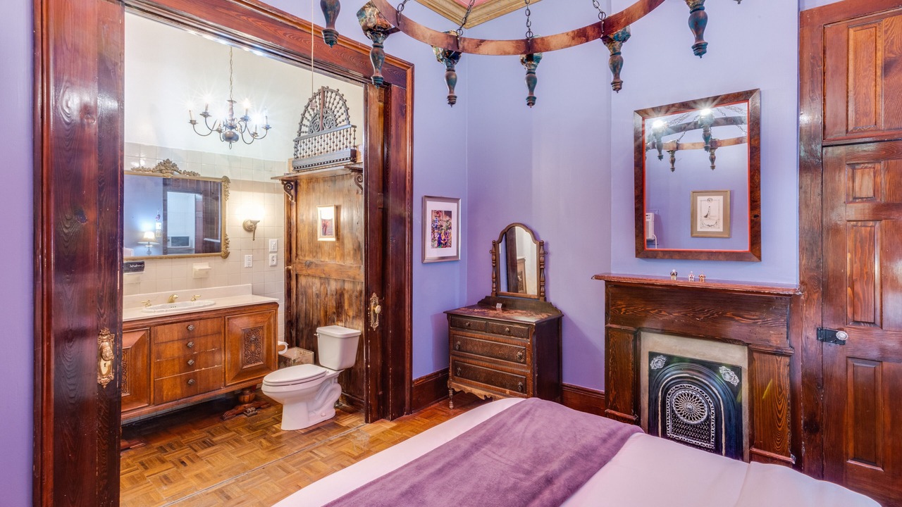 Photo of Bedroom in French Quarter