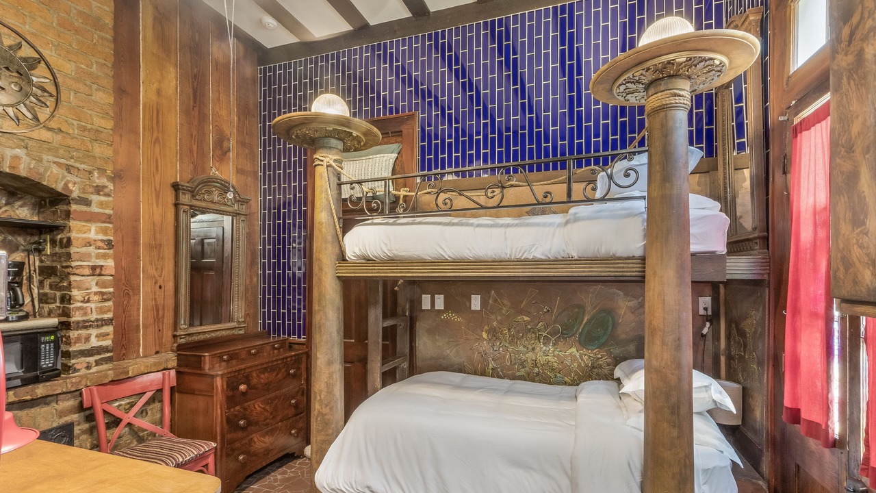 Photo of Bathroom in French Quarter
