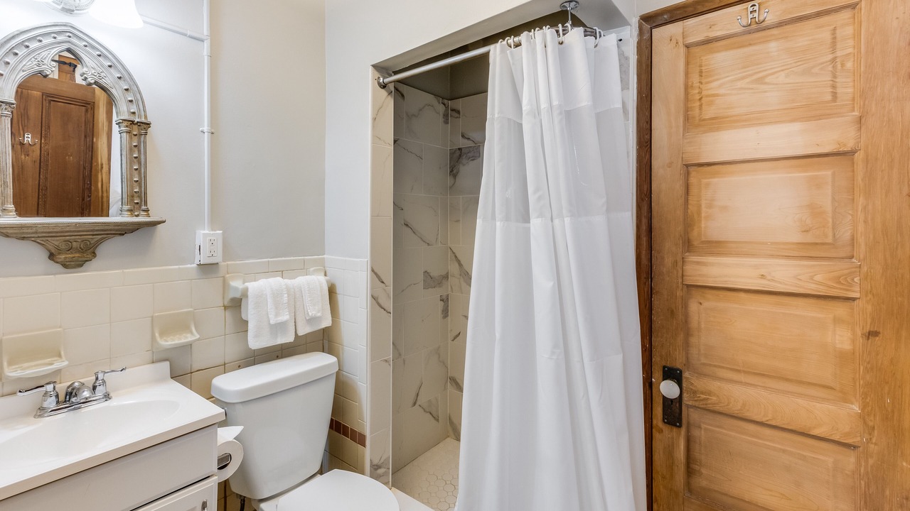 Photo of Bathroom in French Quarter