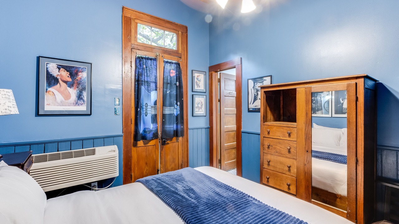 Photo of Bedroom in French Quarter