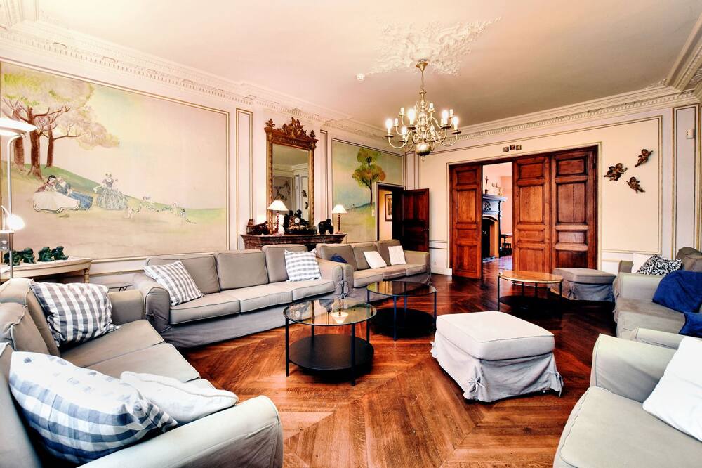 Photo of Livingroom in Pont-a-Lesse
