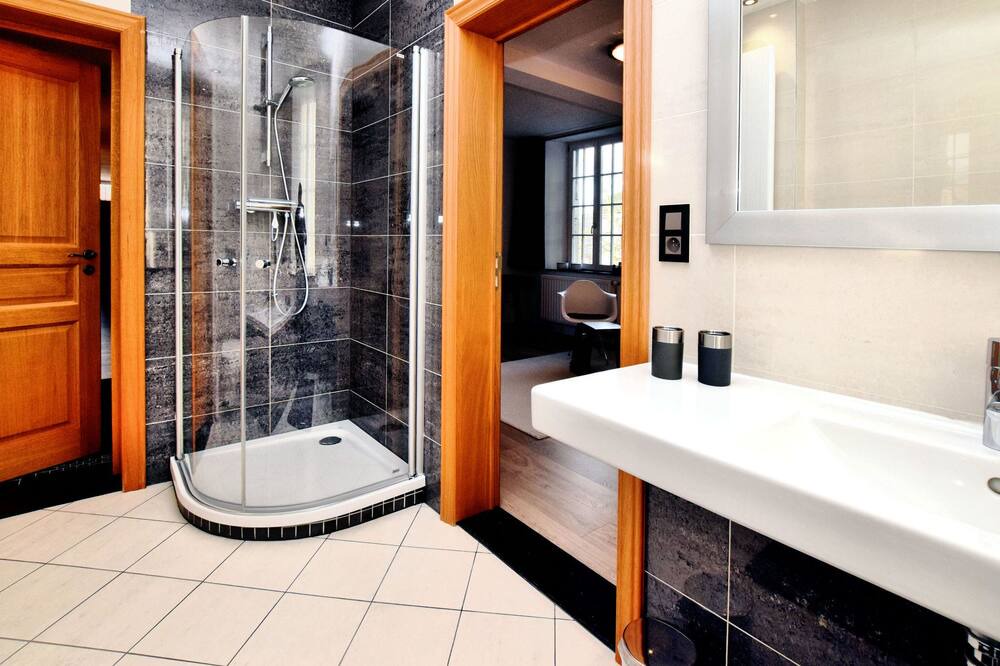 Photo of Bathroom in Honnay