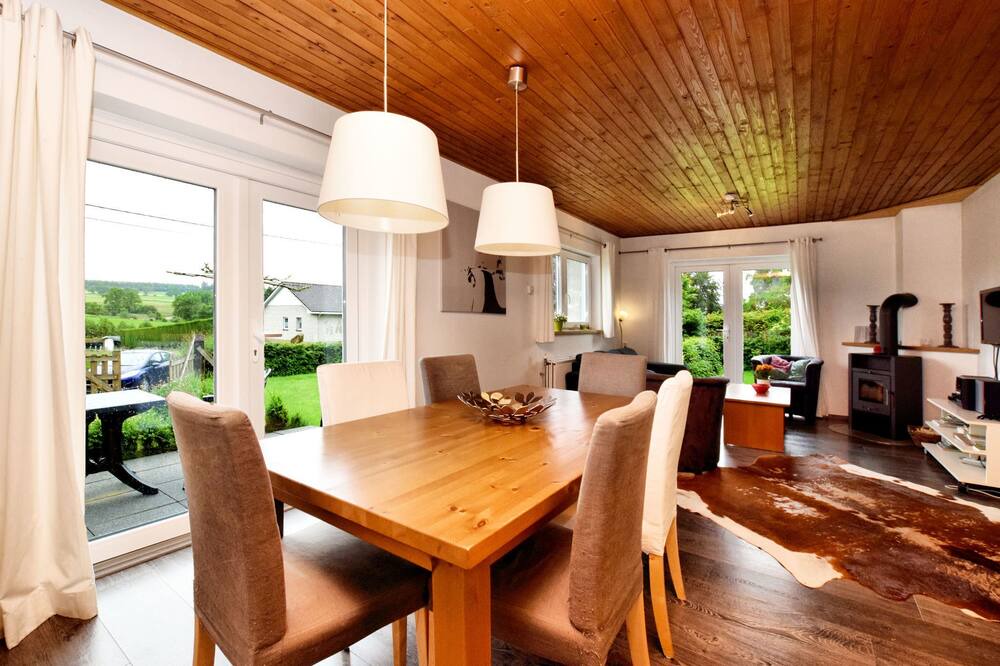 Photo of Livingroom in Commanster