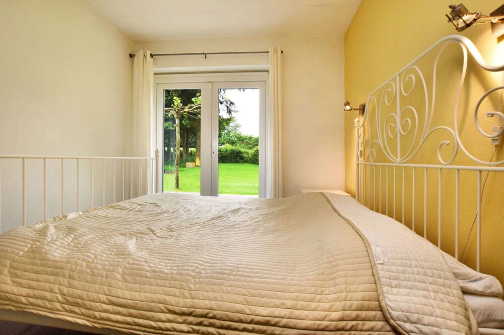 Photo of Bedroom in Commanster