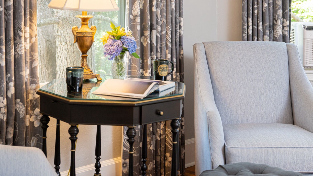 Photo of Livingroom in Historic Montford
