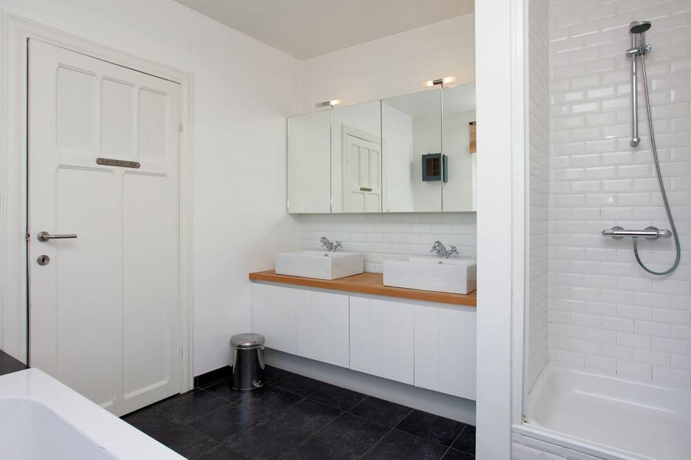 Photo of Bathroom in Resteigne