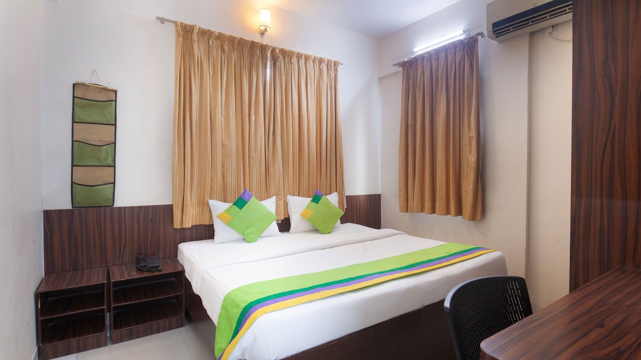 Photo of Bedroom in Hadapsar