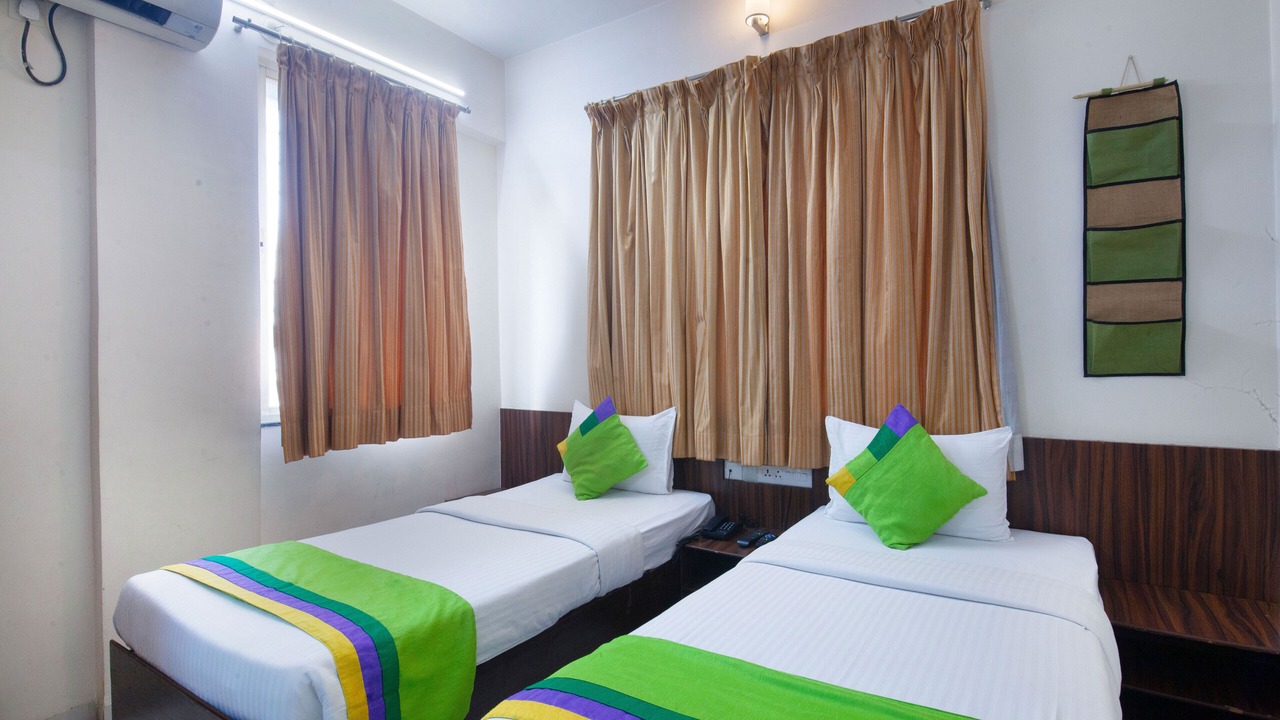Photo of Bedroom in Hadapsar