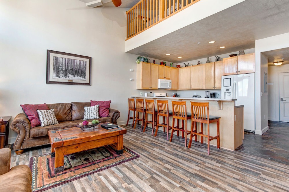 Photo of Livingroom in Kimball Junction
