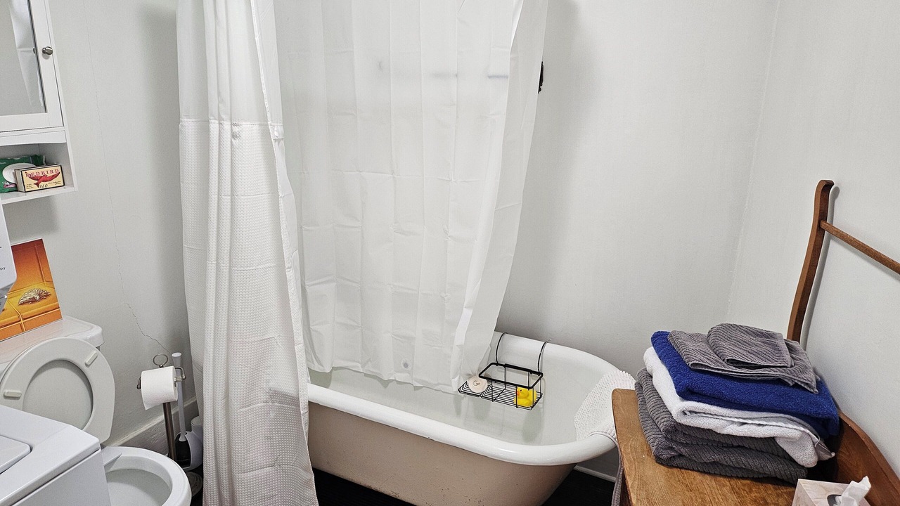 Photo of Bathroom in Pincher Creek