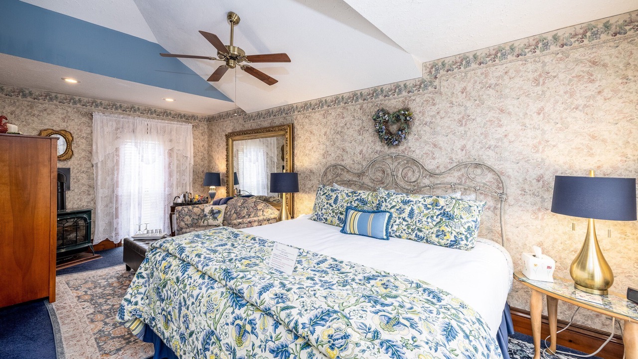 Photo of Bedroom in Canandaigua