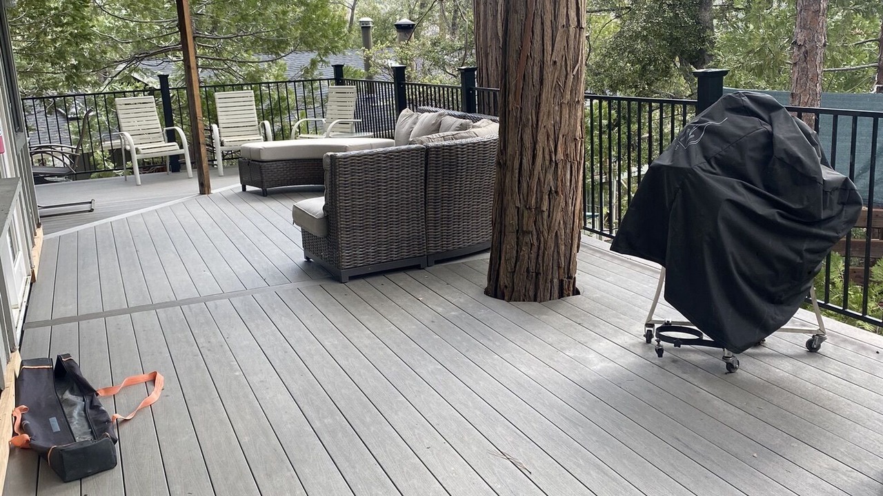 Photo of Patio Balcony in Bass Lake