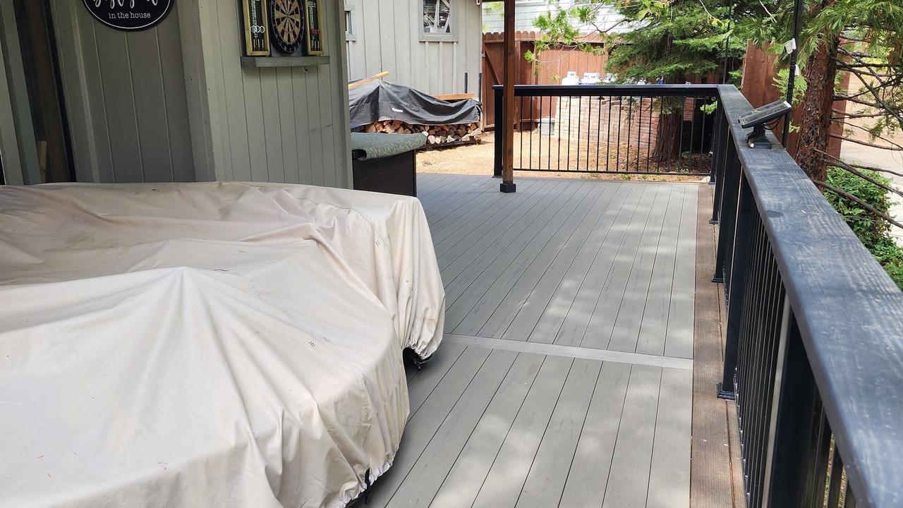 Photo of Patio Balcony in Bass Lake