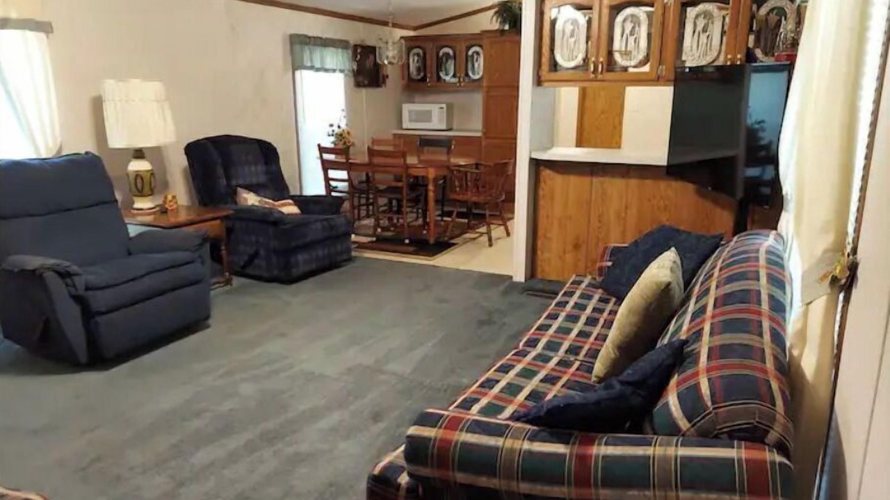 Photo of Livingroom in Bennett Springs
