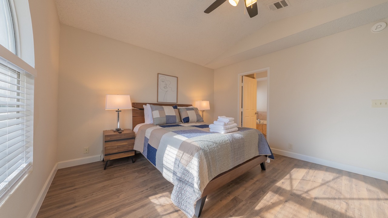 Photo of Bedroom in Mission Hills