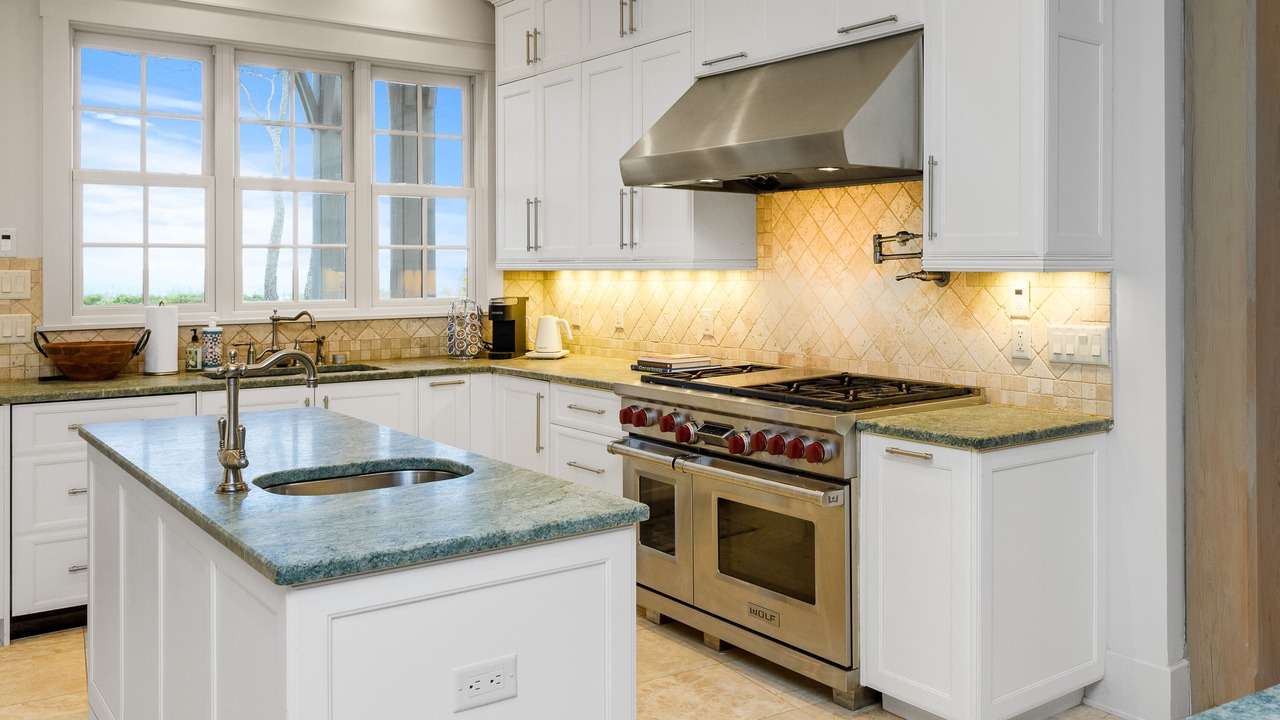 Photo of Kitchen in Beach Lagoon