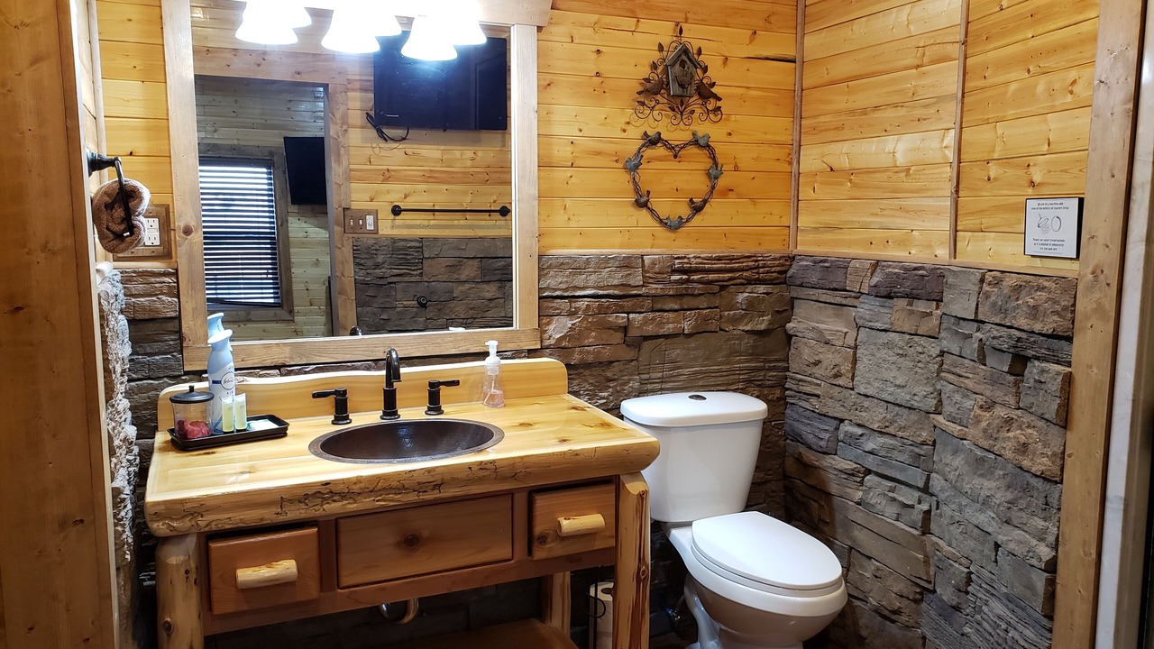 Photo of Bathroom in Canyon