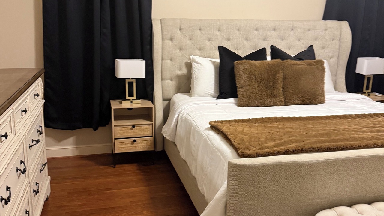 Photo of Bedroom in Redmont Park