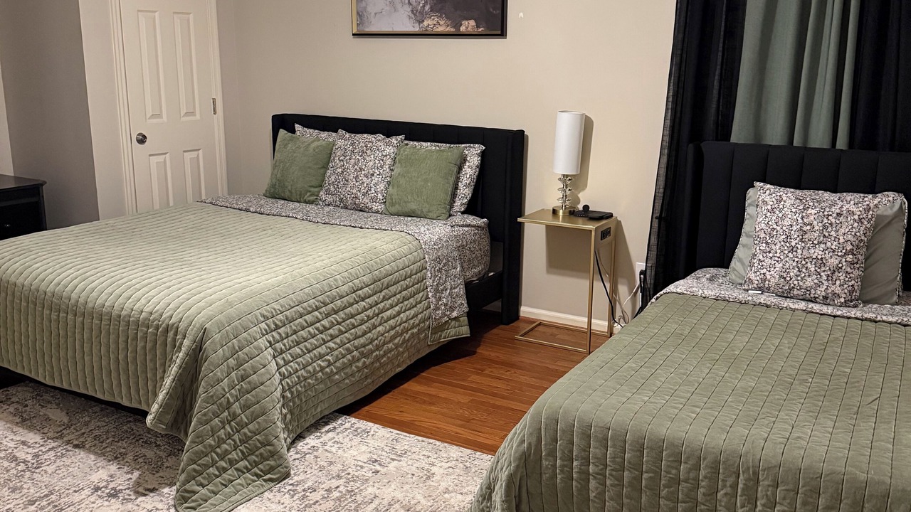 Photo of Bedroom in Redmont Park