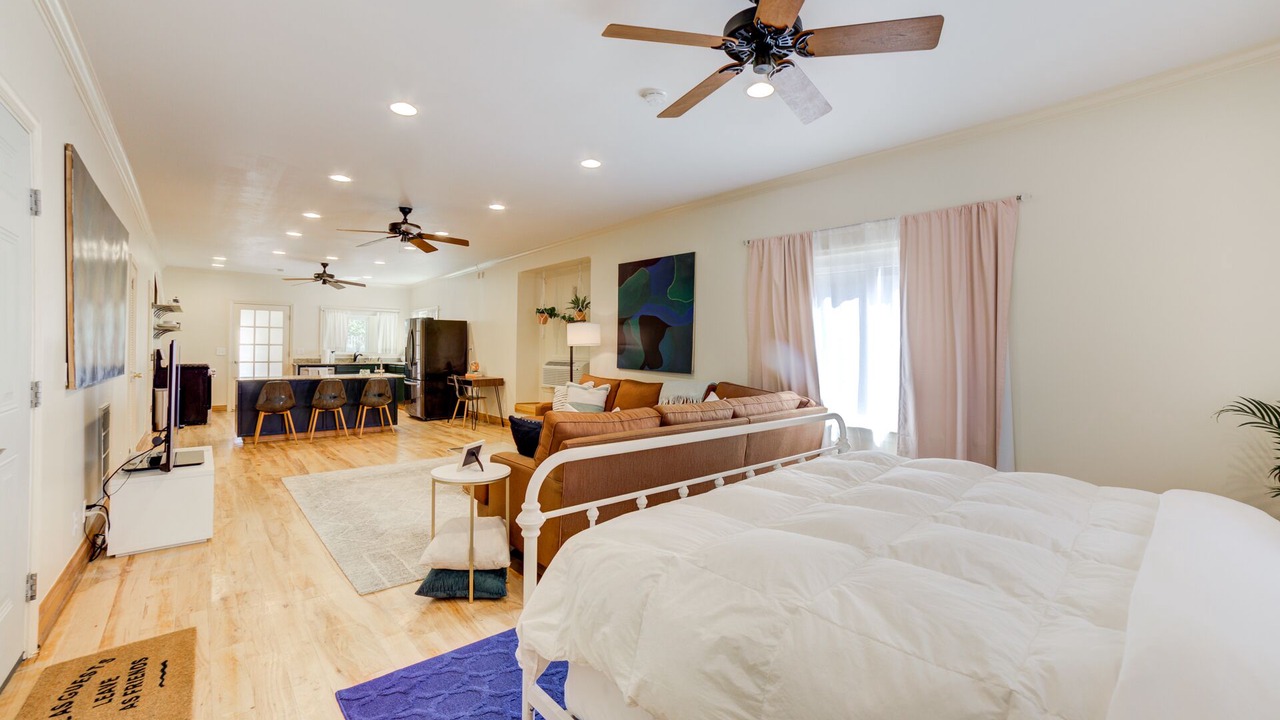 Photo of Bedroom in Maple Ridge