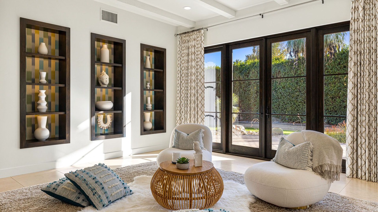 Photo of Livingroom in Rancho Mirage