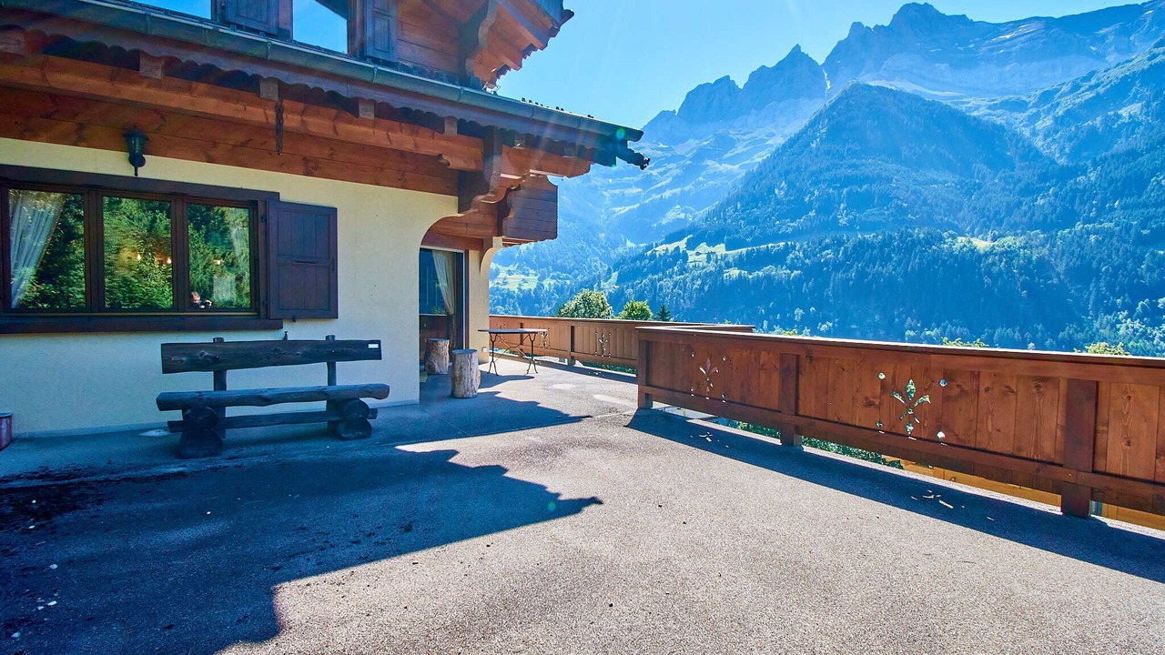 Photo of Patio Balcony in Champery