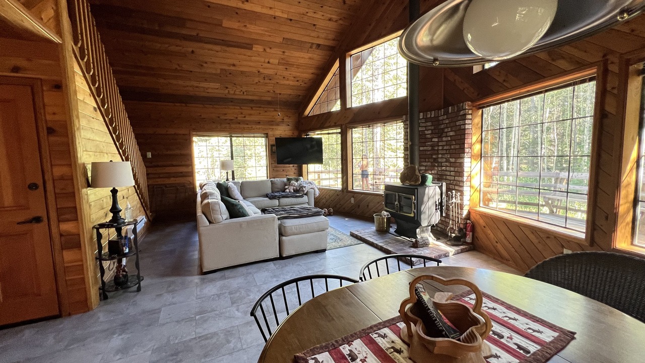 Photo of Livingroom in Ponderosa