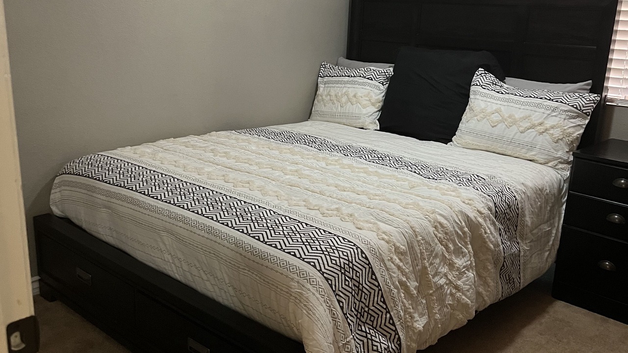 Photo of Bedroom in Silverado Ranch