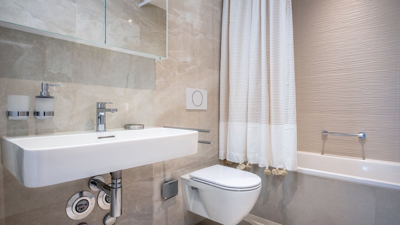 Photo of Bathroom in Sihlfeld